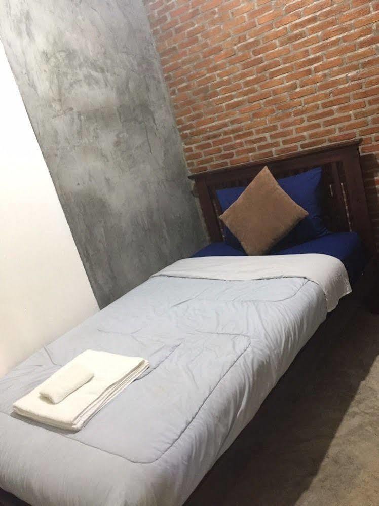 צ'יאנג מאי Lanna Hostel מראה חיצוני תמונה